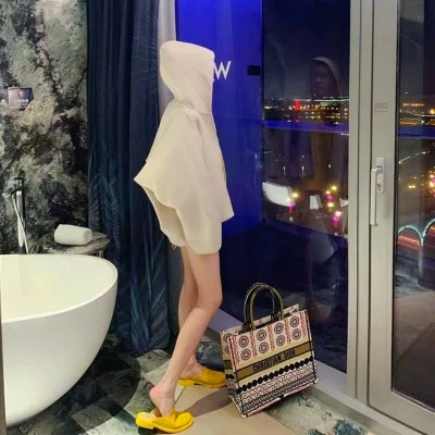 cp情侣头像一男一女真人