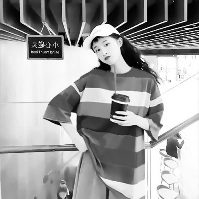 帅气情侣头像一男一女黑白