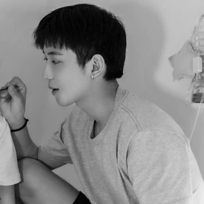 帅气情侣头像一男一女黑白