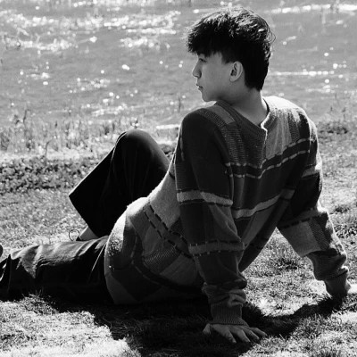 帅气情侣头像一男一女黑白