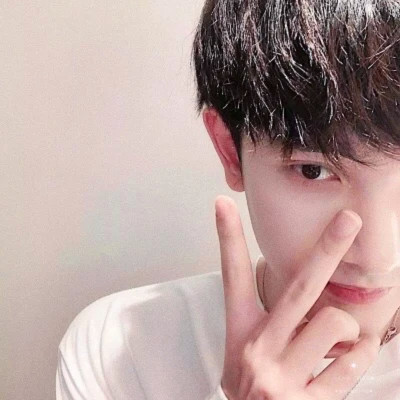 微信情头一男一女分开好看