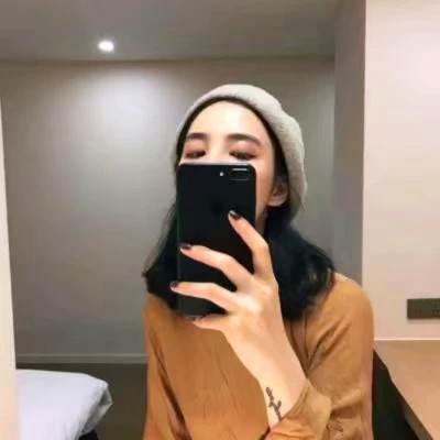 2025年最新款情侣头像一男一女