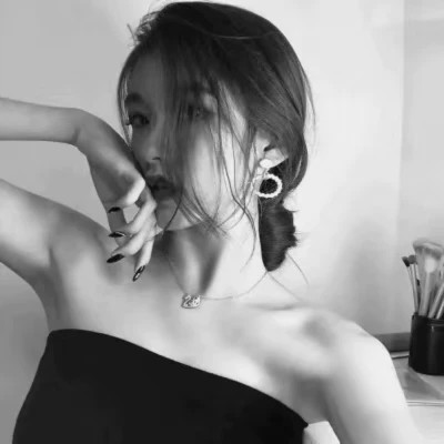 黑白真人头像情侣一男一女