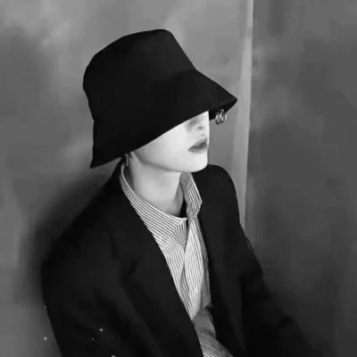 黑白真人头像情侣一男一女