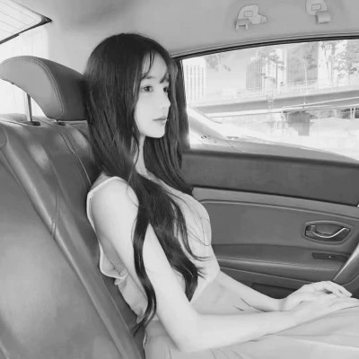 黑白真人头像情侣一男一女