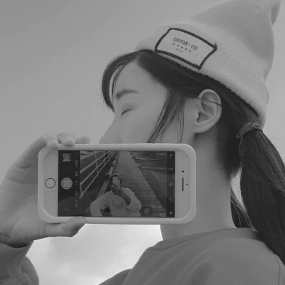 黑白一人一张高清情头