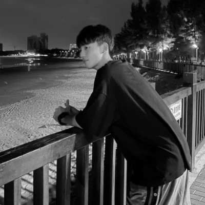 黑白一人一张高清情头