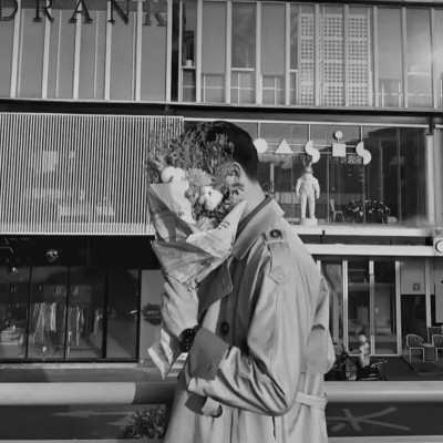 黑白一人一张高清情头