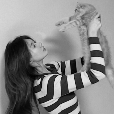 黑白一人一张高清情头