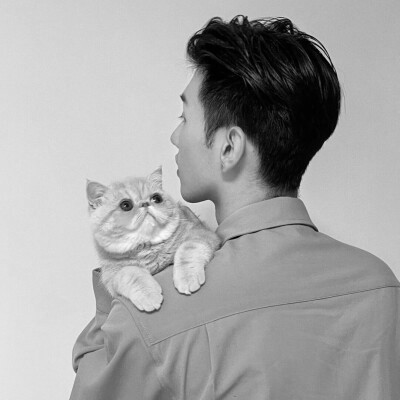 黑白一人一张高清情头