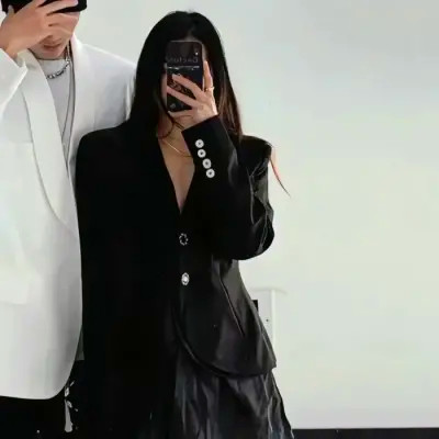 微信双人情头真人版一对两张图片