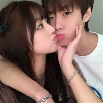 情头 情侣 双人真人一人一半