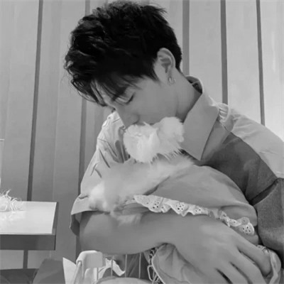 一男一女真人情侣头像黑白