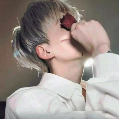 单人情侣头像一男一女分开