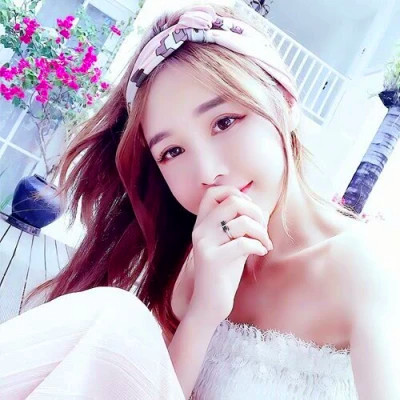 2025年最火情侣头像真人一男一女图片