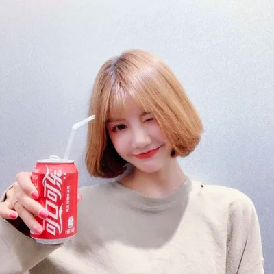 2025年最火情侣头像真人一男一女图片