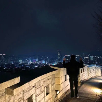 2025年真人一人一半情侣头像