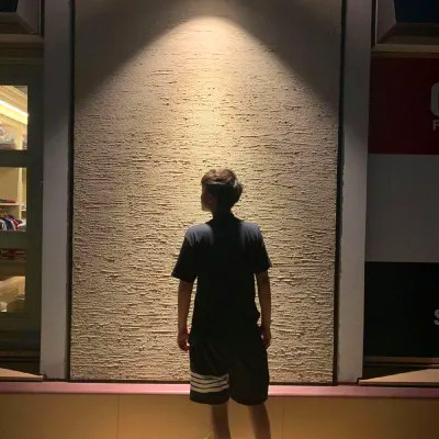2025年真人一人一半情侣头像
