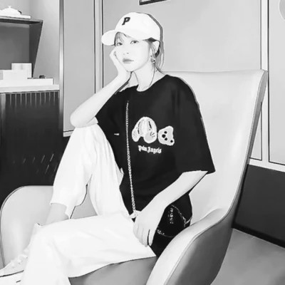 头像情侣霸气黑白一男一女