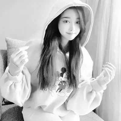 黑白情头一男一女高冷霸气