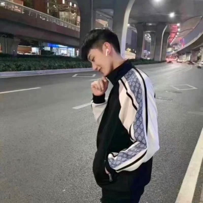 霸气超拽一对两张情侣头像
