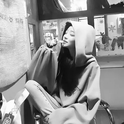 黑白情侣头像一男一女新款好看图片