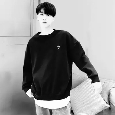 微信黑白情侣头像一男一女真人