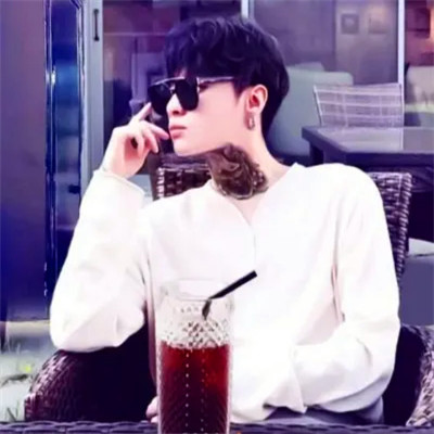 好看的一男一女情侣头像
