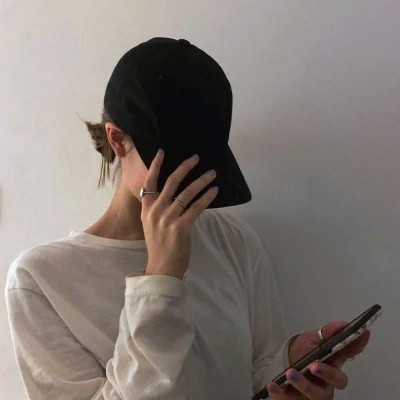 2025流行情侣头像一男一女一人一张