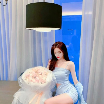 2025情侣头像一男一女情头超火图片