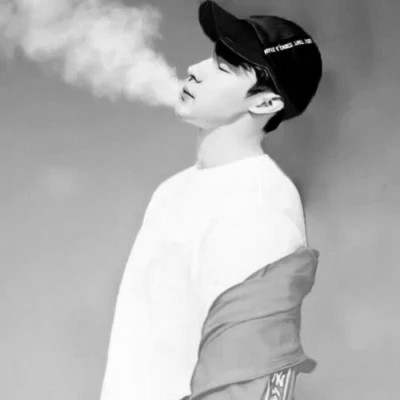 好看情头一男一女分开黑白
