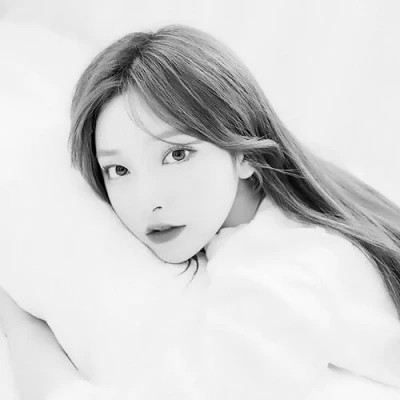 好看情头一男一女分开黑白