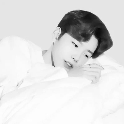 好看情头一男一女分开黑白