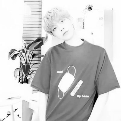 好看情头一男一女分开黑白