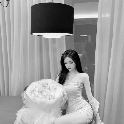 好看情头一男一女分开黑白