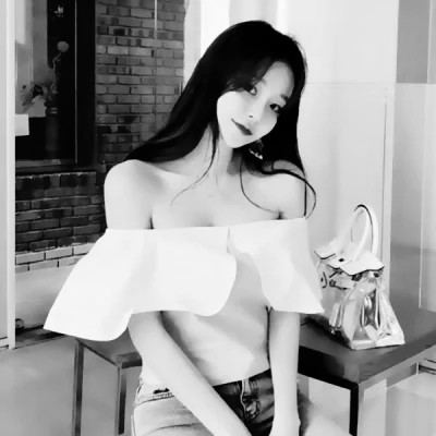 好看情头一男一女分开黑白