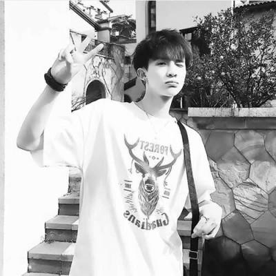 好看情头一男一女分开黑白