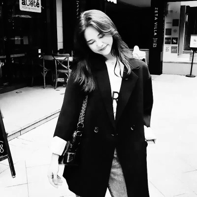 好看情头一男一女分开黑白