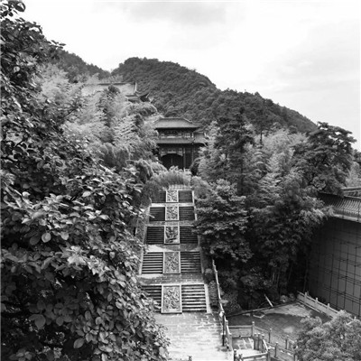 微信黑白山水风景头像