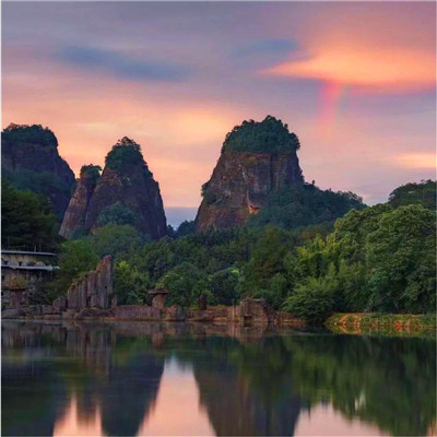 2025年最好旺财山水风景图片头像