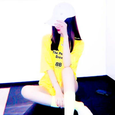 超宠溺的情侣头像一左一右一男一女