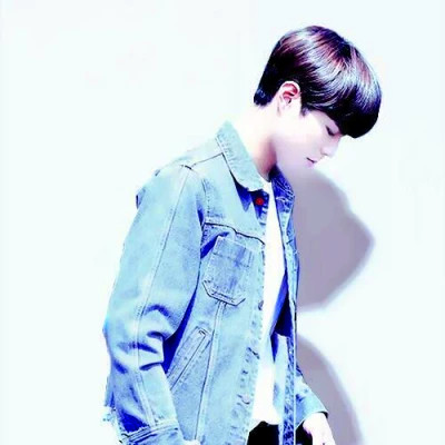 超宠溺的情侣头像一左一右一男一女