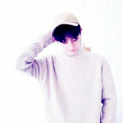 超宠溺的情侣头像一左一右一男一女