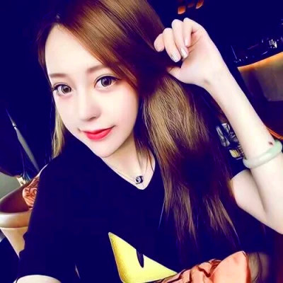 超高清独一无二一男一女的情侣头像