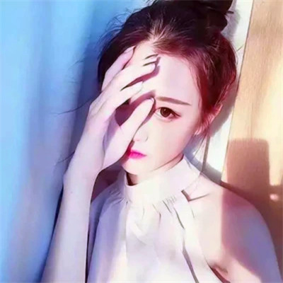 超高清独一无二一男一女的情侣头像