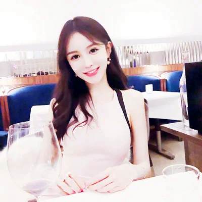 超高清独一无二一男一女的情侣头像