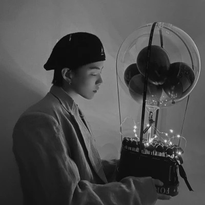 灰色系黑白情头一男一女