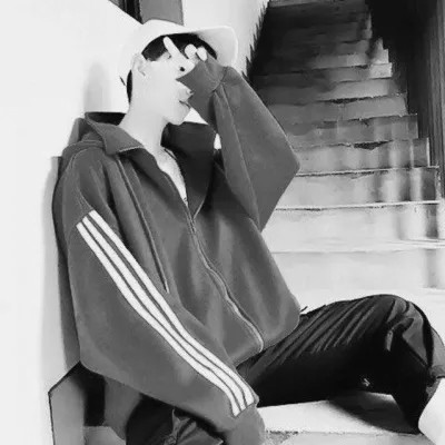 灰色系黑白情头一男一女