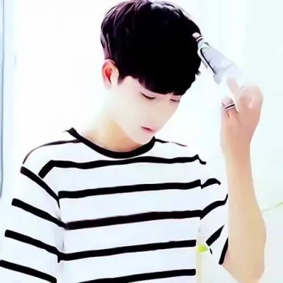 情侣头像男女一左一右配对超火图片