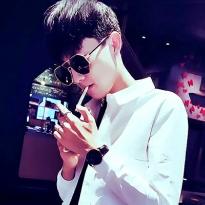 温馨情侣头像一左一右配对真人图片